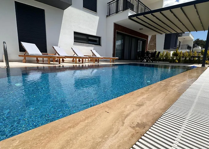 Argun Private Κουσάντασι