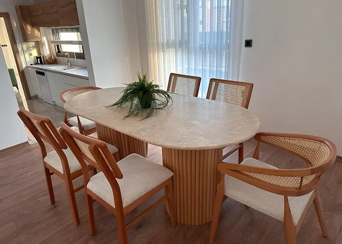 Argun Private Βίλα Κουσάντασι